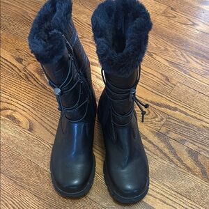 Khombu black womens boots size 8